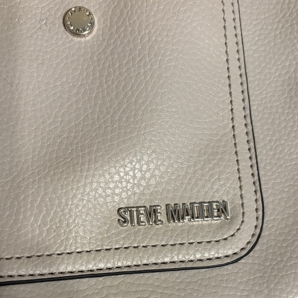 Steve Madden Light Gray Tote Bag - Picture 2 of 10
